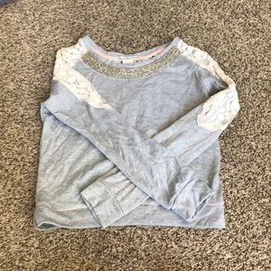 Women’s sweater